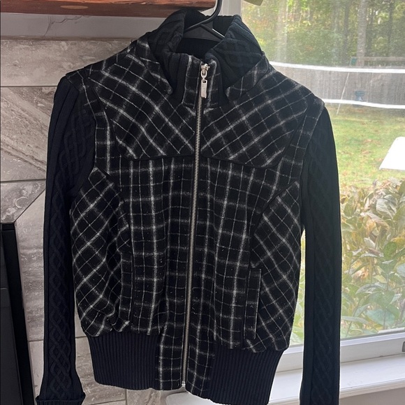 Guess Black and White Plaid Bomber Jacket - Picture 1 of 1